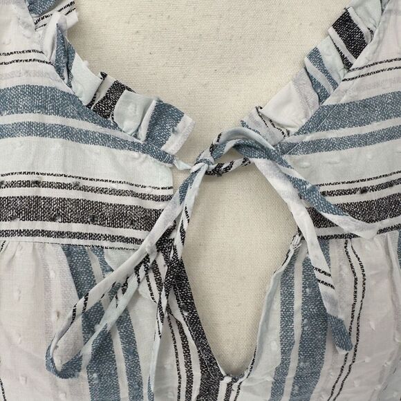 Bobeau Blouse Womens Size 3x Short Sleeve Top White/Blue Striped - Picture 4 of 13